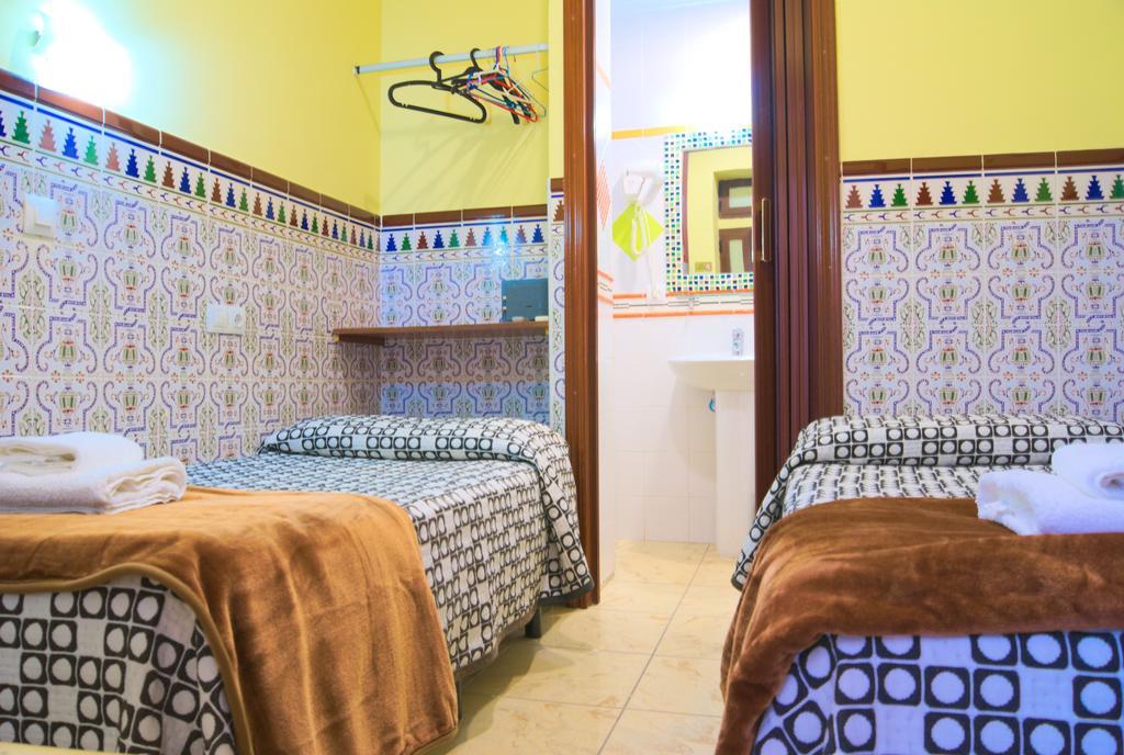 Hostal Florida Sevilla Habitación foto