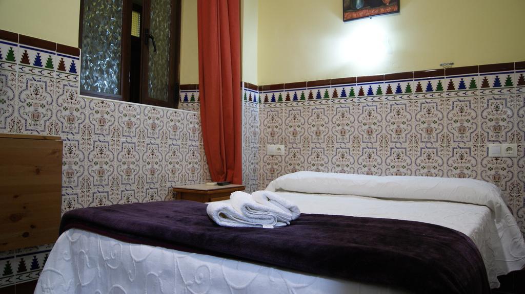 Hostal Florida Sevilla Habitación foto