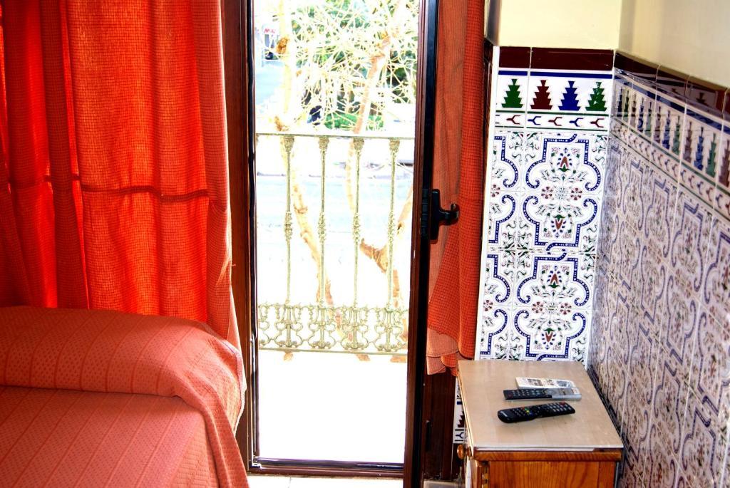 Hostal Florida Sevilla Habitación foto