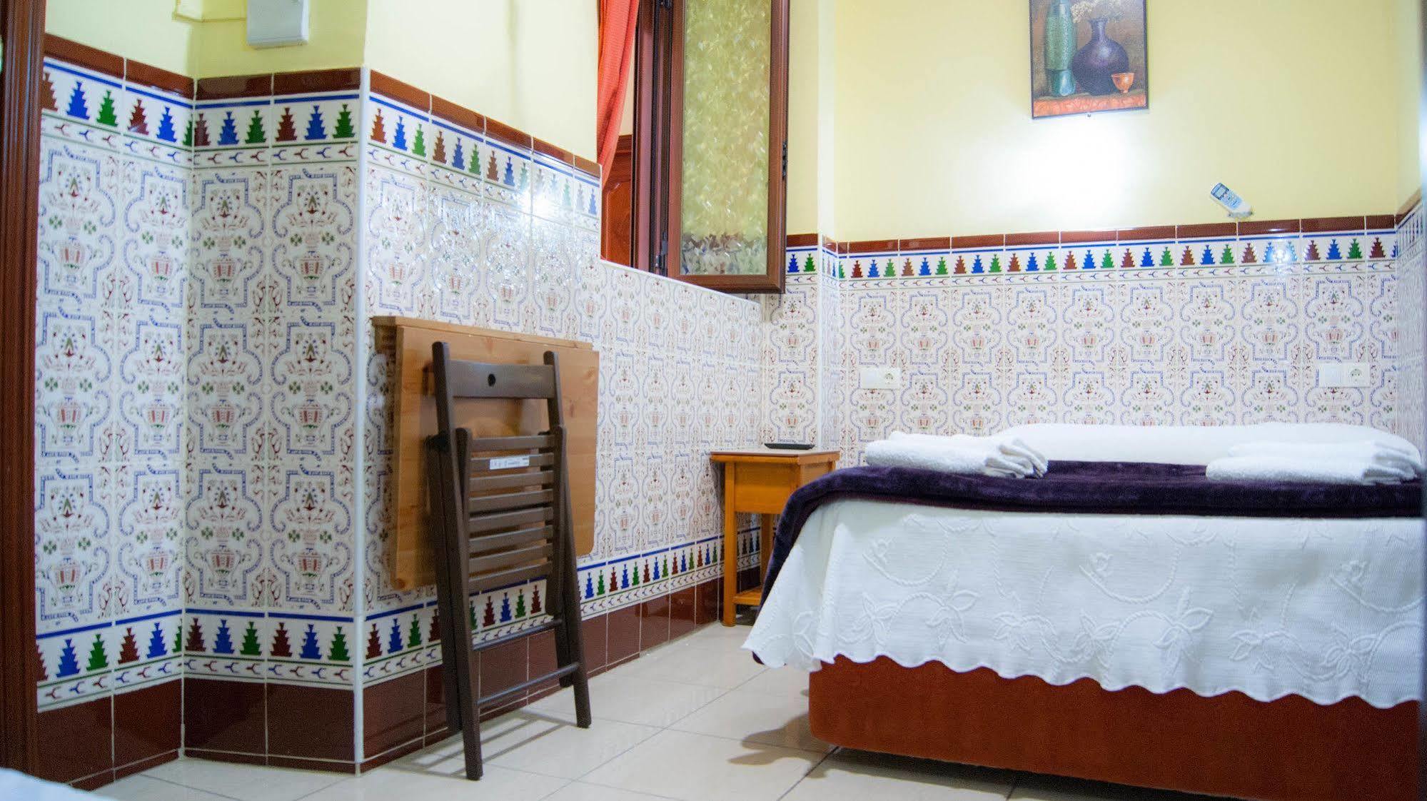 Hostal Florida Sevilla Exterior foto