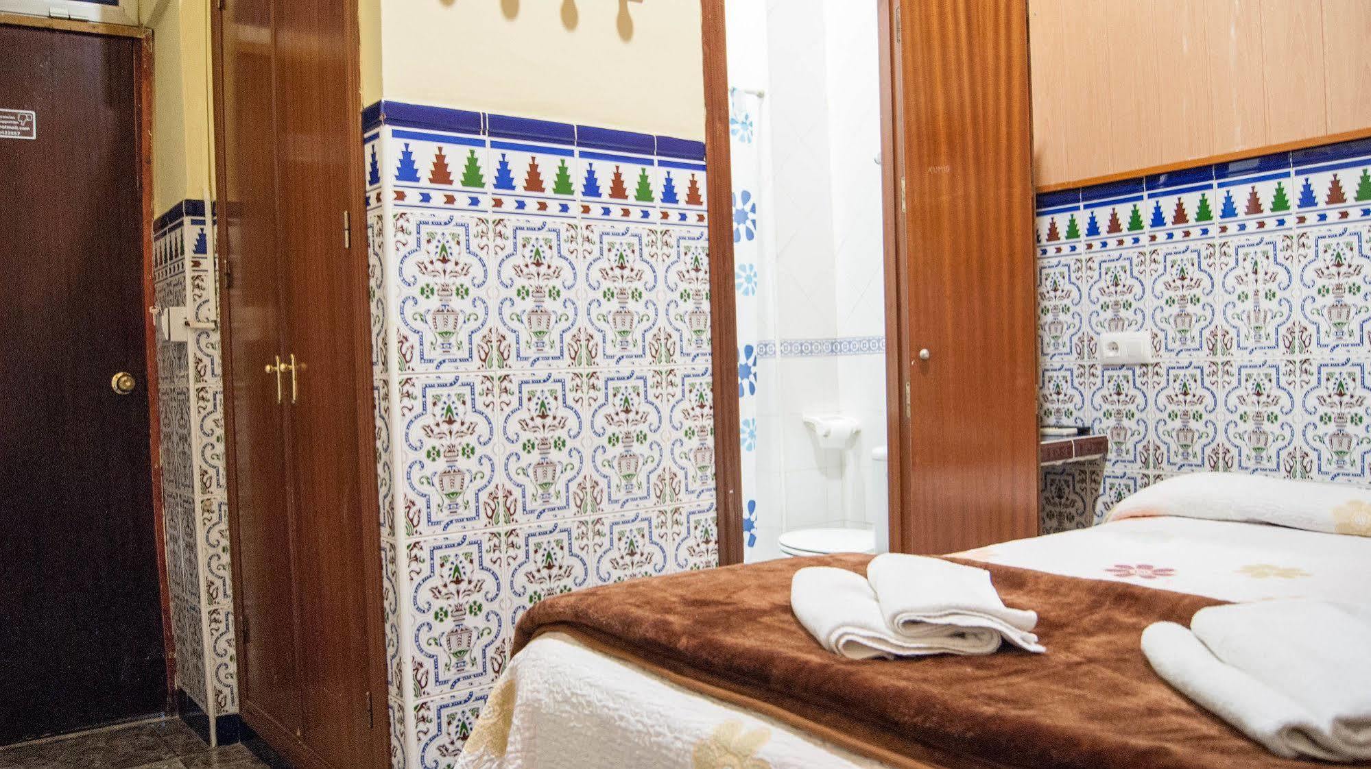Hostal Florida Sevilla Exterior foto