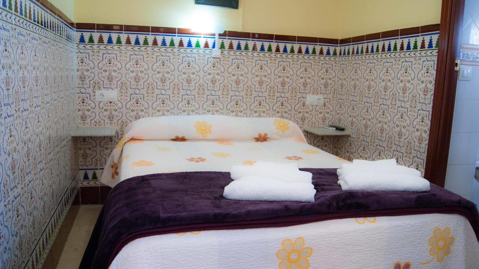 Hostal Florida Sevilla Exterior foto