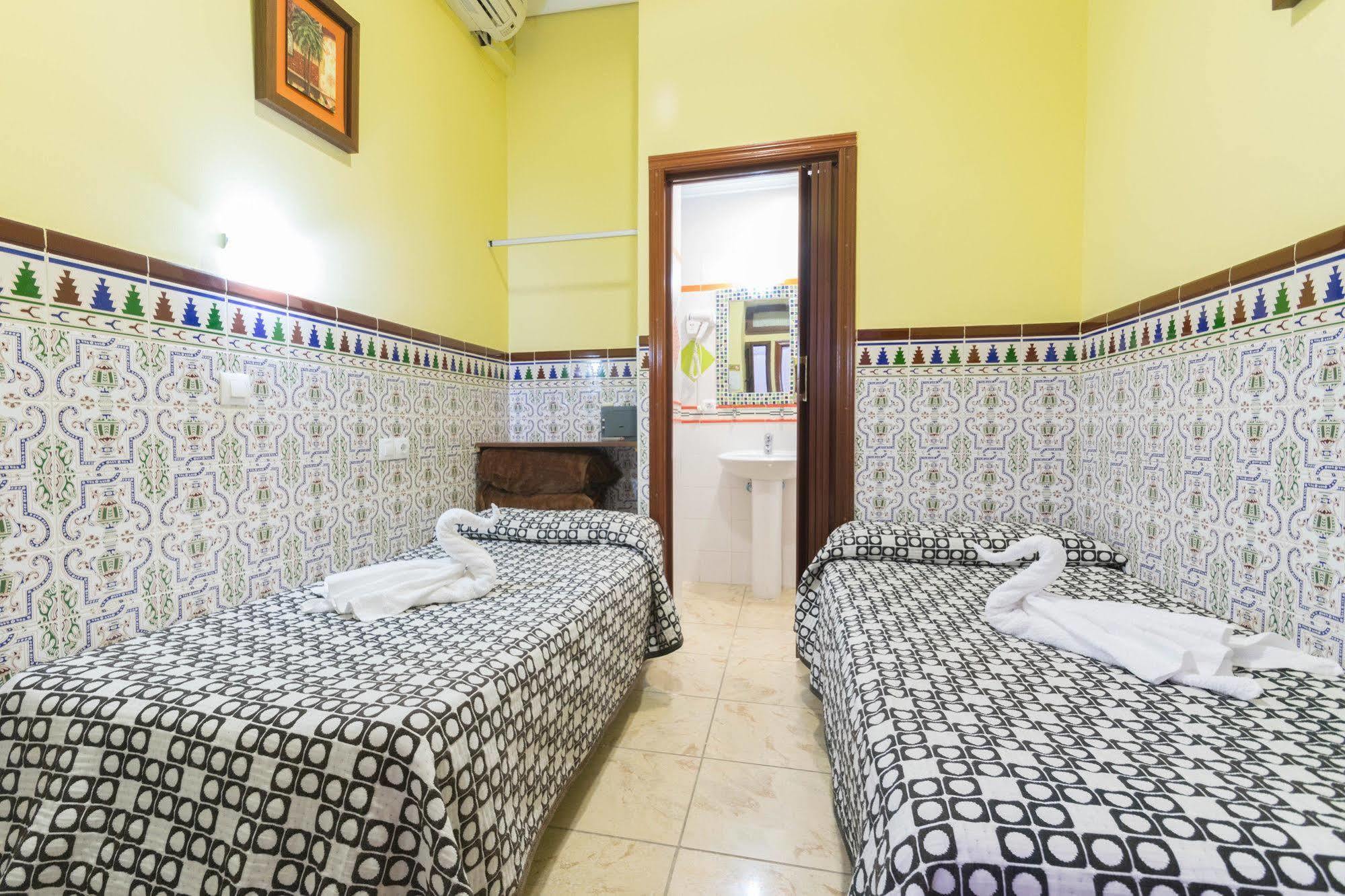 Hostal Florida Sevilla Exterior foto